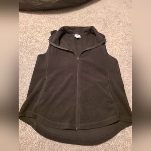 Old Navy black fleece vest xl